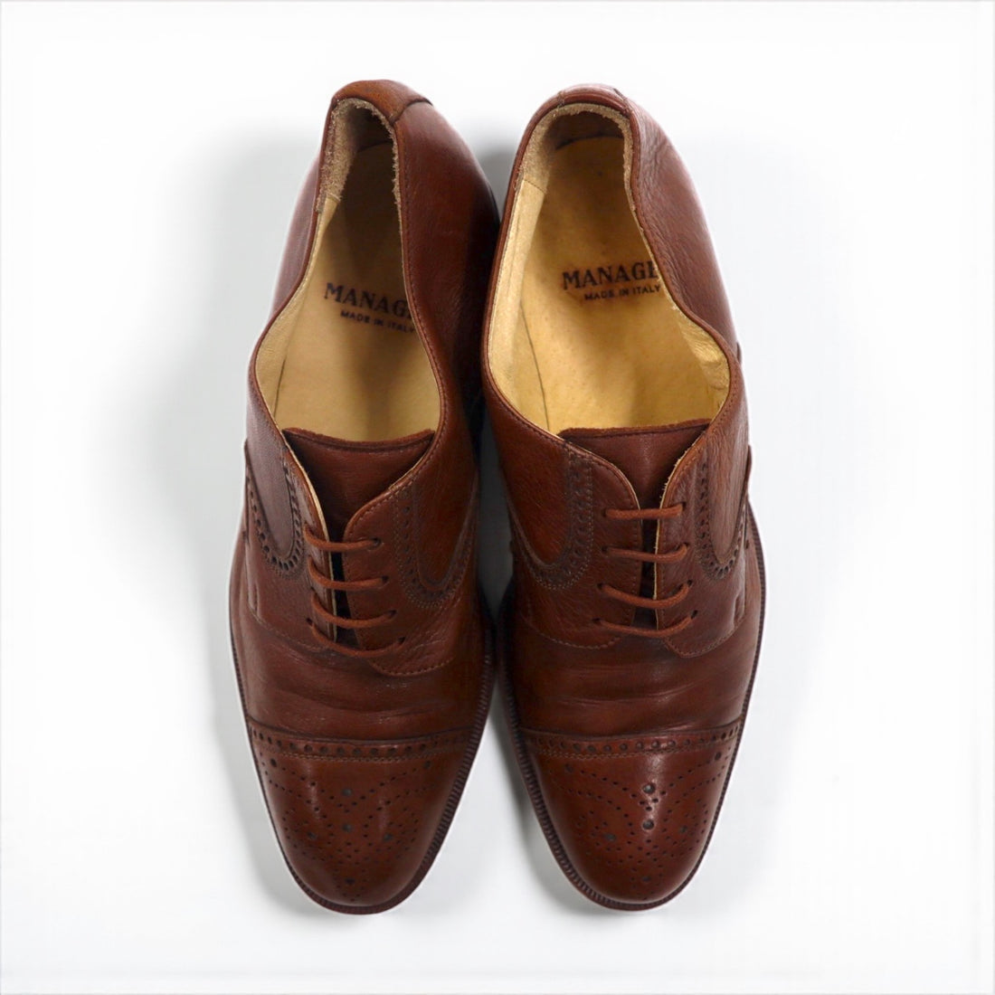 MANAGER Italian-made full brogue dress shoes, size 28cm, brown leather with medallion detail