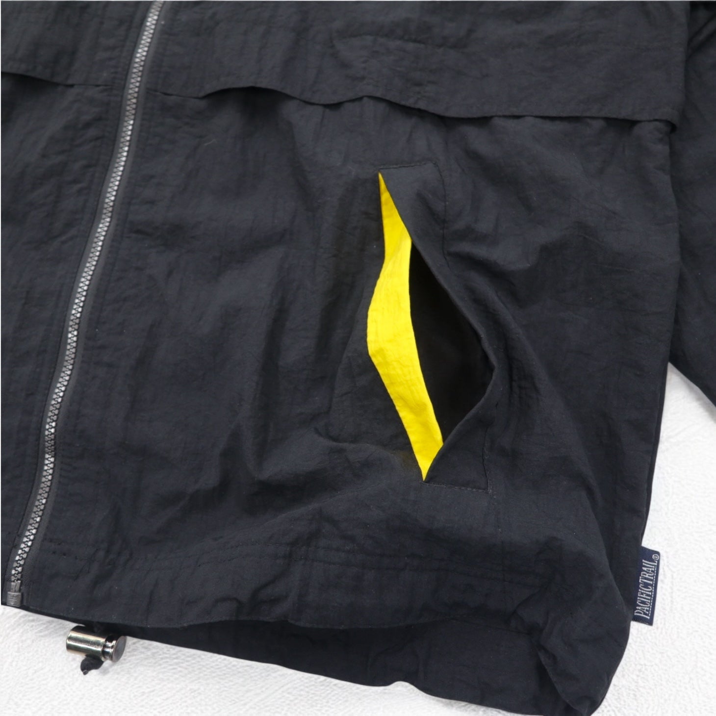 PACIFIC TRAIL (LONDON FOG) 90s Shell Parka L Black Nylon Drawcord Made in Sri Lanka