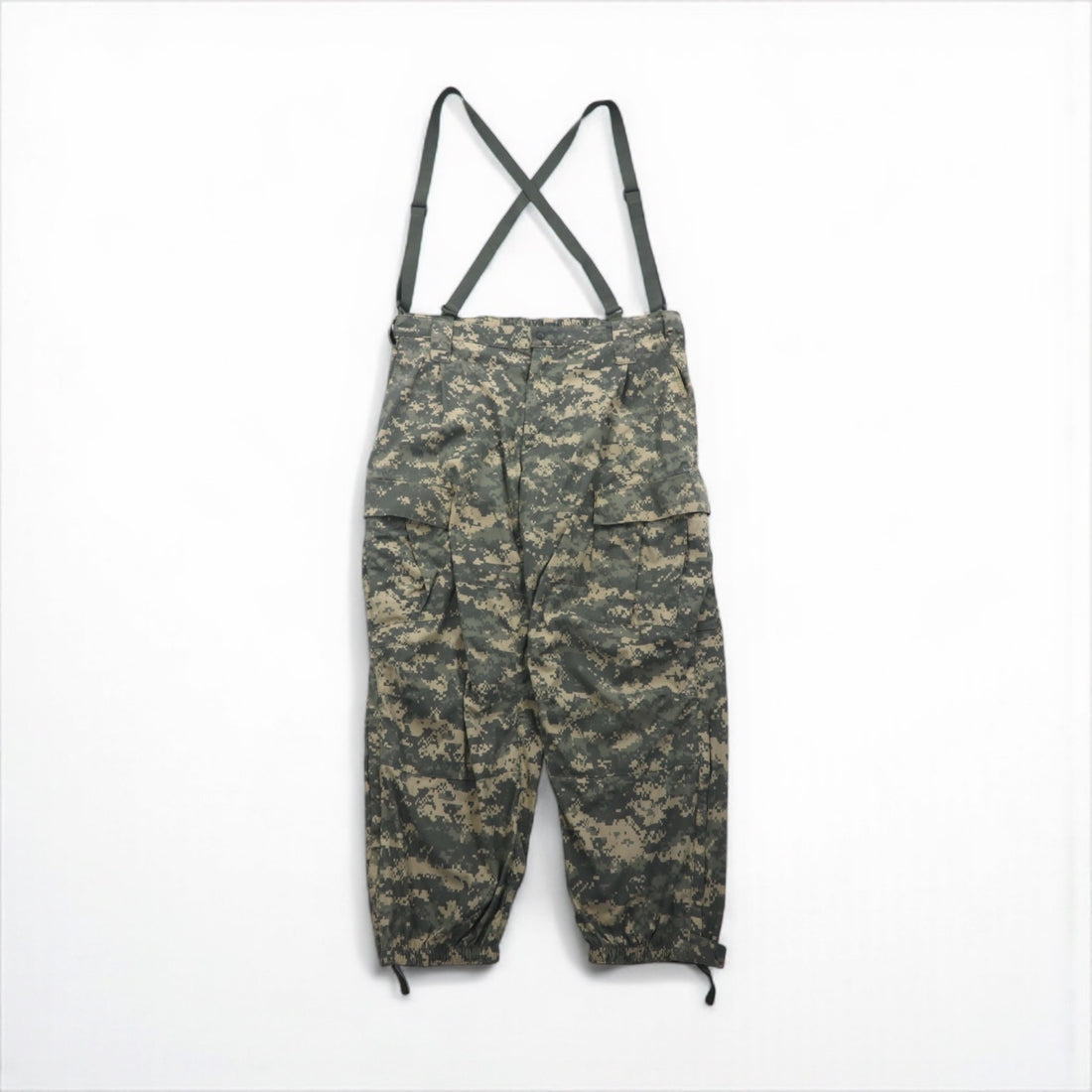 US ARMY ECWCS GEN3 LEVEL5 ソフトシェル カーゴパンツ XL ナイロン 防水 サスペンダー付 ドローコード 8415-01-538-6875 デジタルカモ