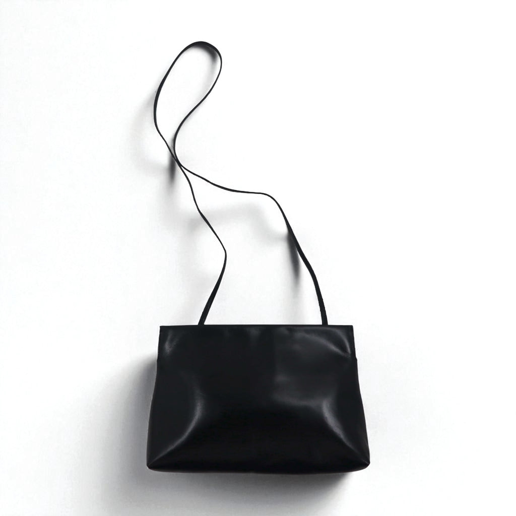 Salvatore Ferragamo 2-Way Shoulder Bag/Clutch Bag Vara Ribbon Black Leather D210588
