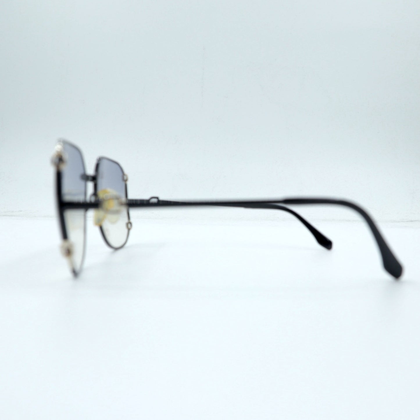 YVES SAINT LAURENT ヴィンテージ ティアドロップ サングラス スクエア グラデーションレンズ 31-8601