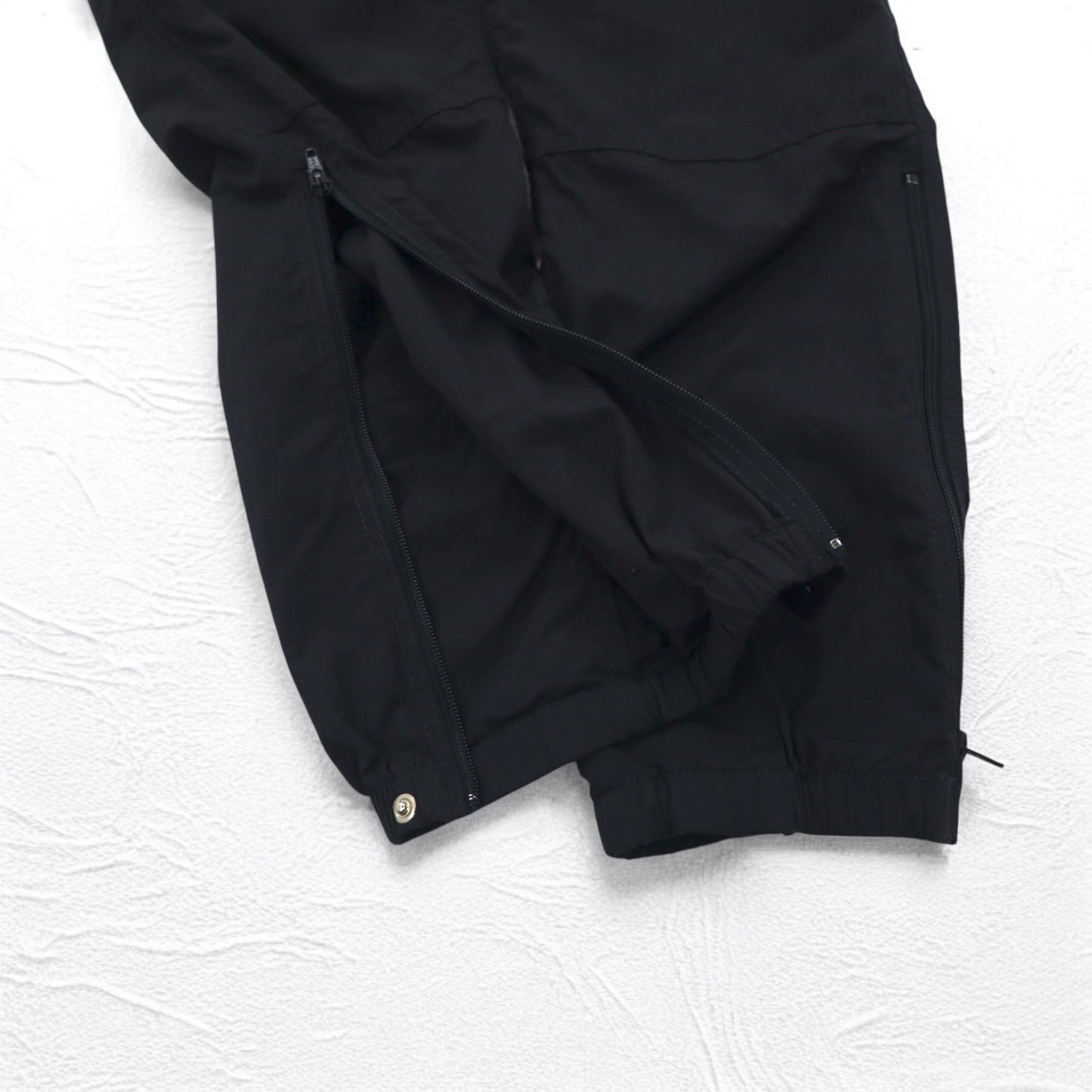 SIERRA DESIGNS Made in Canada Climbing Pants Size S Zippered Hem Slit BLACK WATER DESIGNS LIMITED