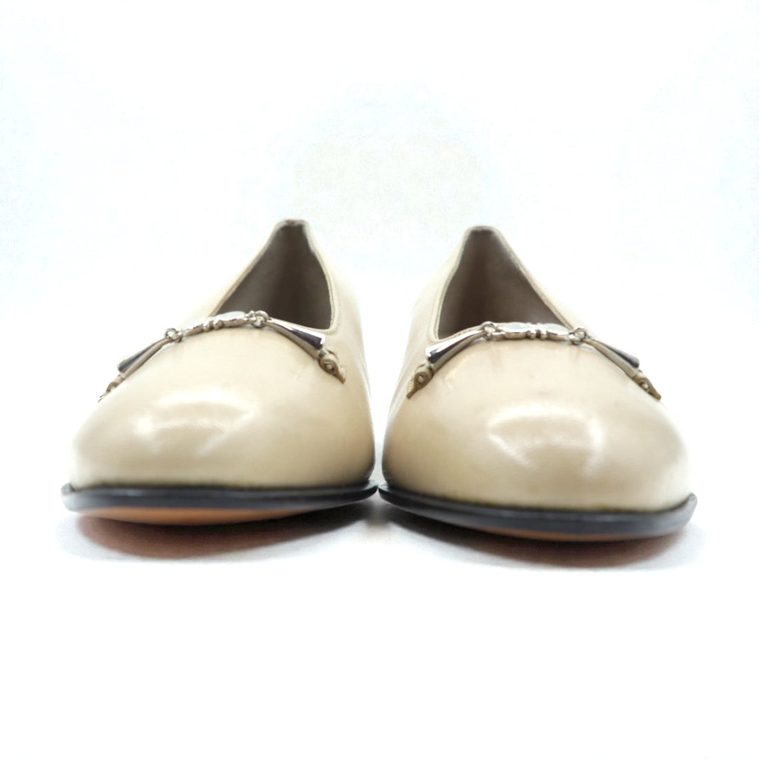 SALVATORE FERRAGAMO ヒール パンプス 22cm ベージュ レザー イタリア製