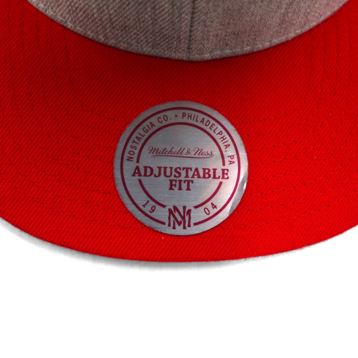 mitchell & ness バイカラー スナップバック ベースボールキャップ FREE グレー NBA CHICAGO BULLS