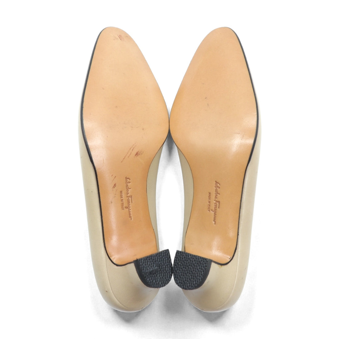 SALVATORE FERRAGAMO ヒール パンプス 22cm ベージュ レザー イタリア製