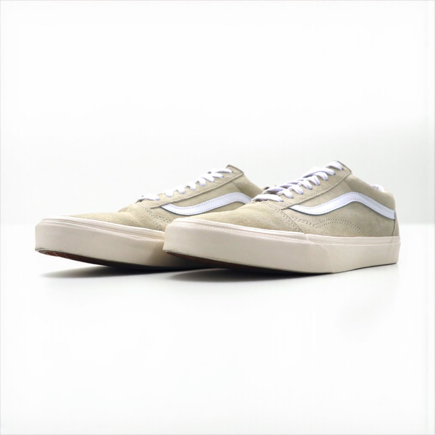 VANS オールドスクール OLDSKOOL ローカットスニーカー 28cm ベージュ スエード 撥水 US企画 VN0A5JMI94V