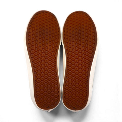 VANS オールドスクール OLDSKOOL ローカットスニーカー 28cm ベージュ スエード 撥水 US企画 VN0A5JMI94V