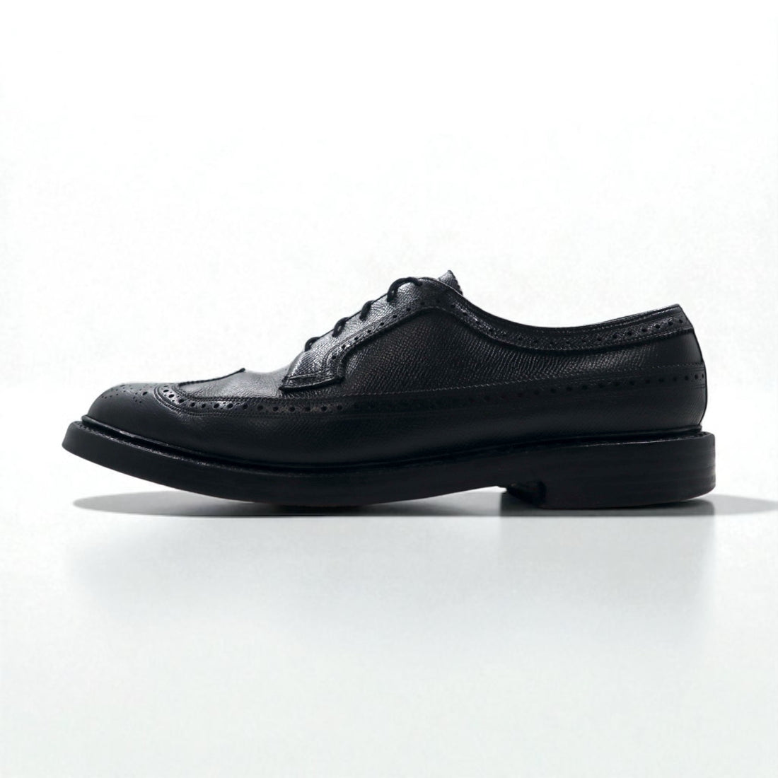 FLORSHEIM 1970s Made in USA Imperial Quality Full Brogue Wingtip Country Shoes, Size 27.5cm, Black Embossed Leather with Medallion Detail, 646646