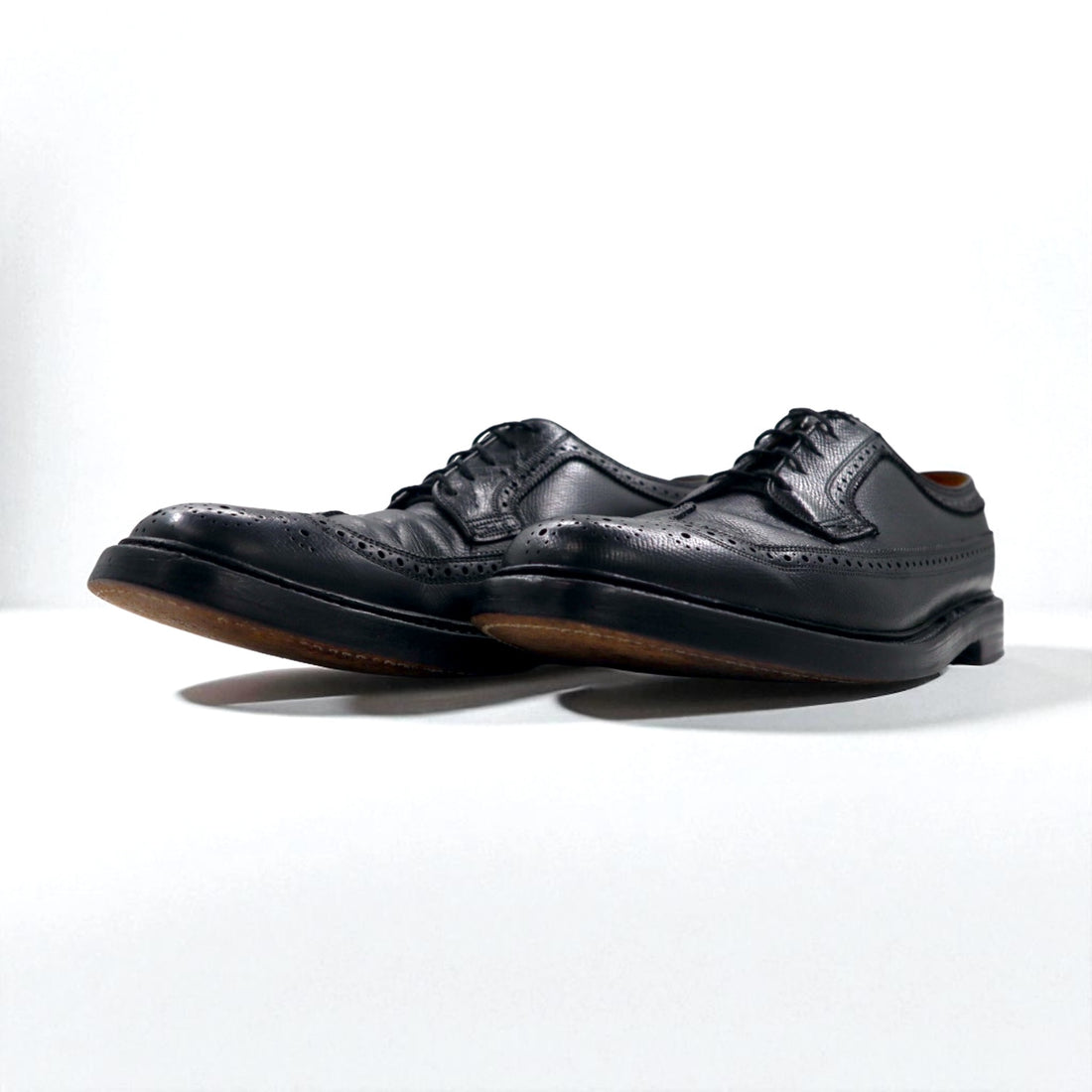 FLORSHEIM 1970s Made in USA Imperial Quality Full Brogue Wingtip Country Shoes, Size 27.5cm, Black Embossed Leather with Medallion Detail, 646646