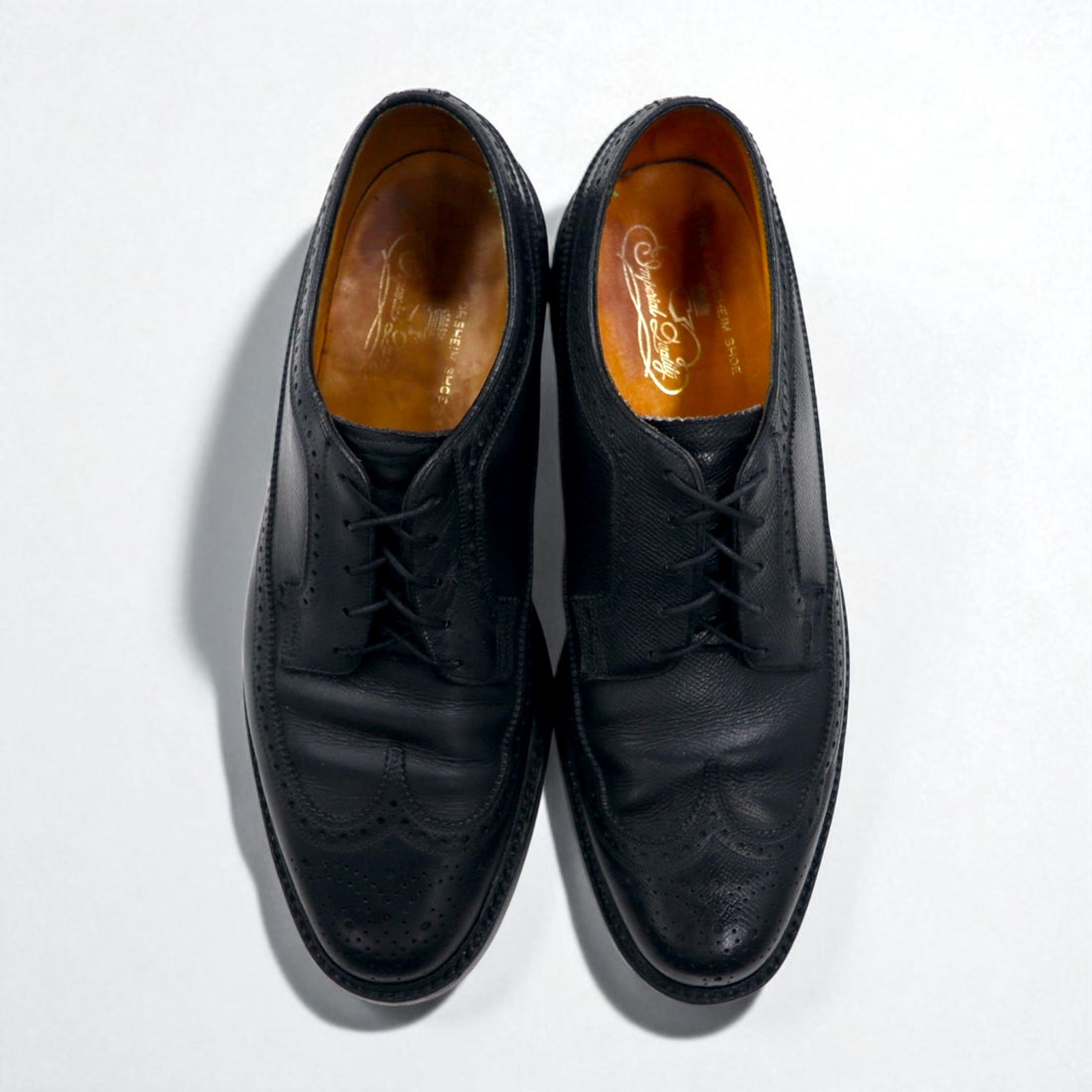 FLORSHEIM 1970s Made in USA Imperial Quality Full Brogue Wingtip Country Shoes, Size 27.5cm, Black Embossed Leather with Medallion Detail, 646646