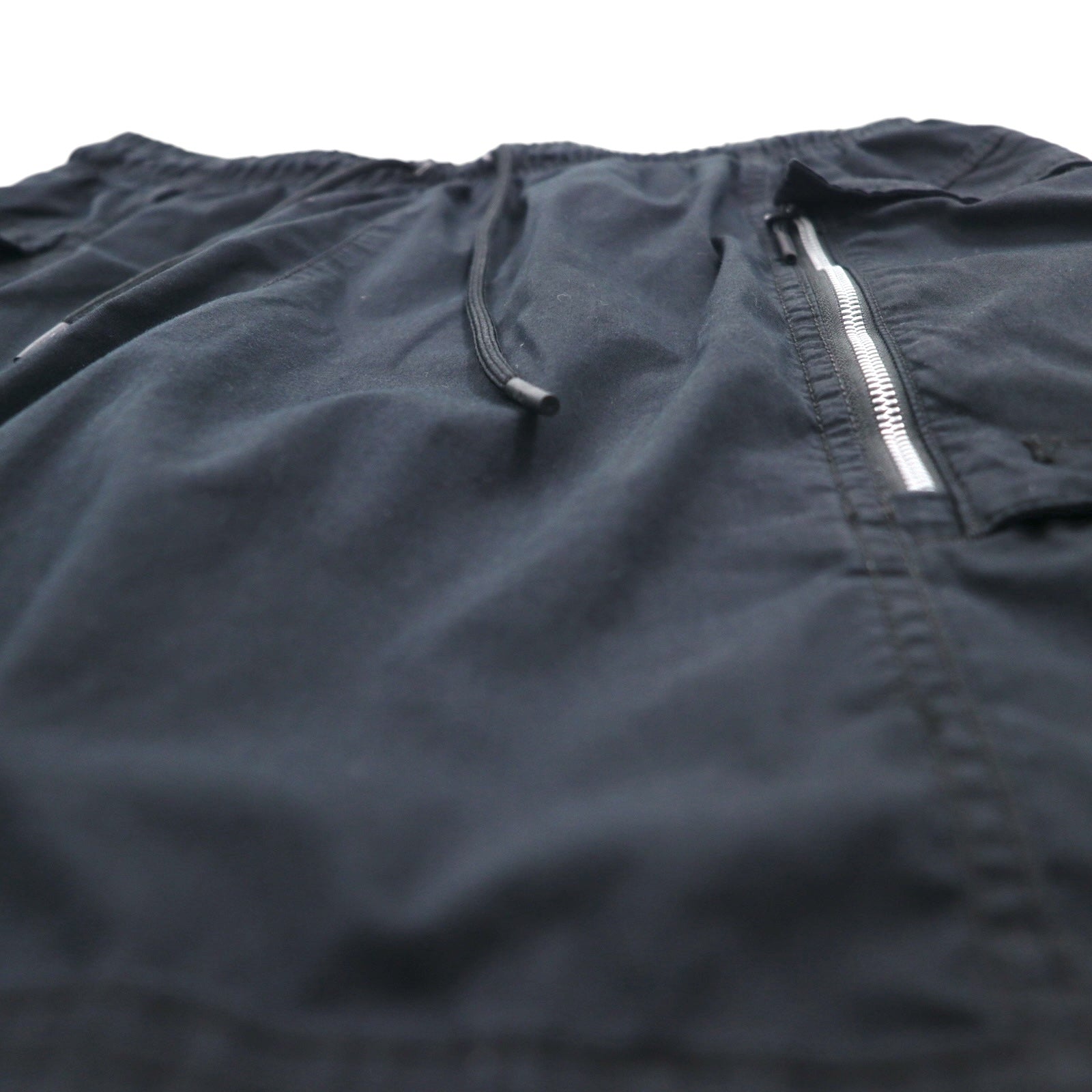 NIKE Cargo Shorts, Size XL, Black, Zip Pocket, AR2374-010