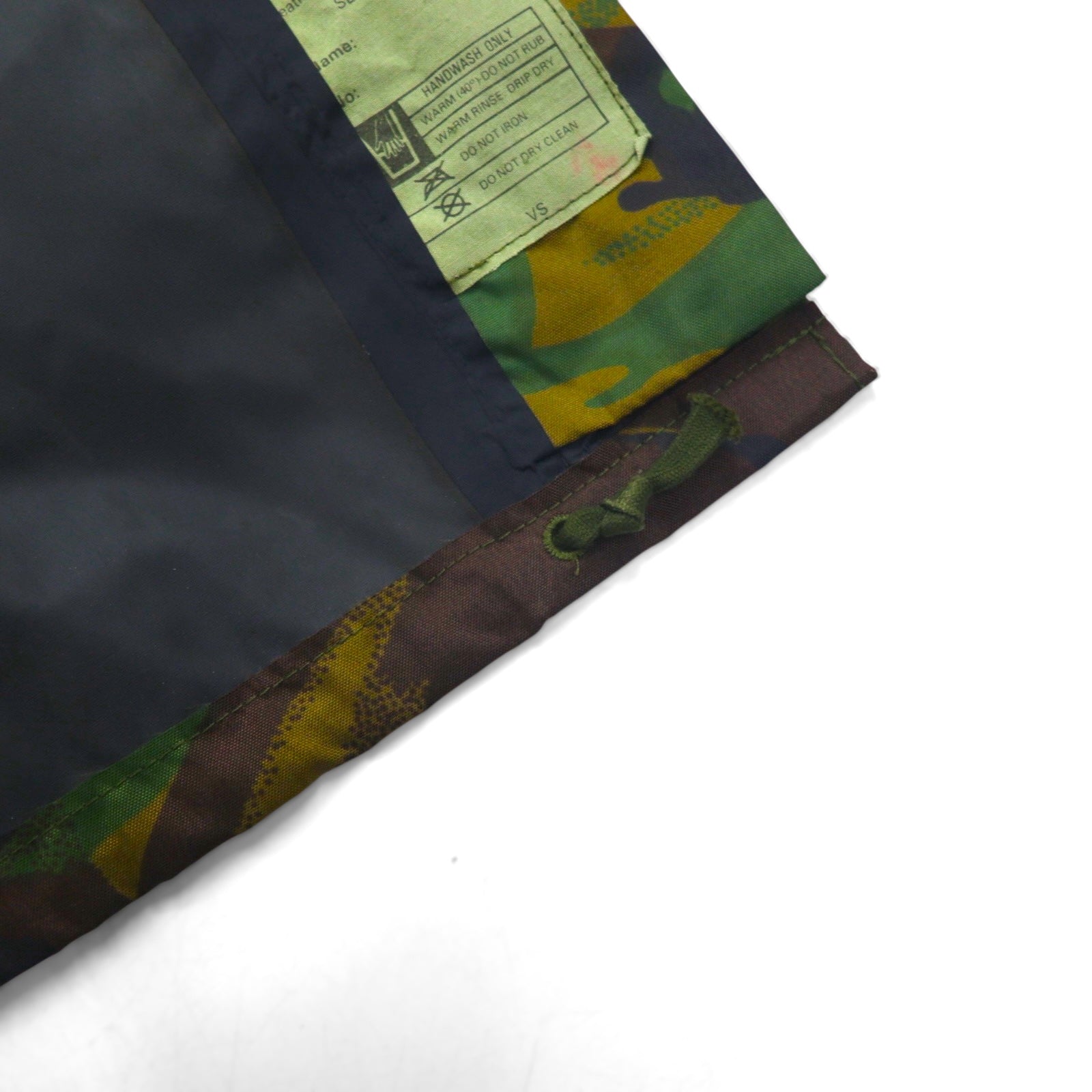 90s Vintage British Army Smock, British Army DPM Smock Parka, Rain Jacket, Mountain Parka, XL, Camouflage, Waterproof, 8415-00-130-9491, Weatherguard Leisurewear Ltd.