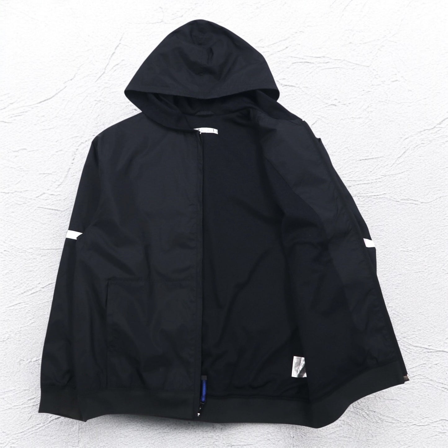 NIKE 00年代 フーデッド ナイロンジャケット L ブラック スウォッシュ 袖ロゴ