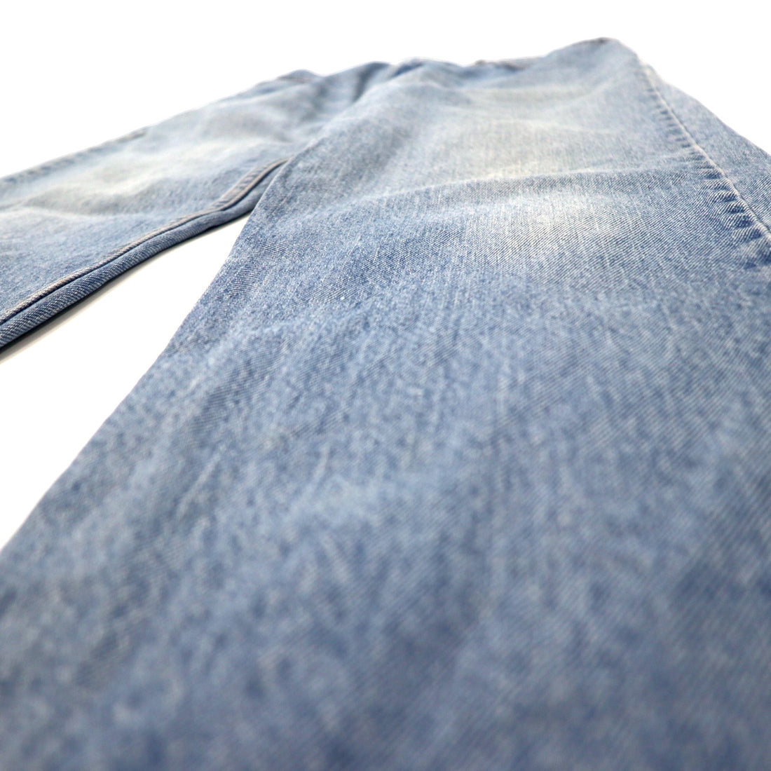 Levi's USA Made 90s 550 Relaxed Fit Tapered Denim Pants Size 33 Blue Ice Wash Cotton Zipper Fly Relaxed Tapered Leg Jeans 550-4891