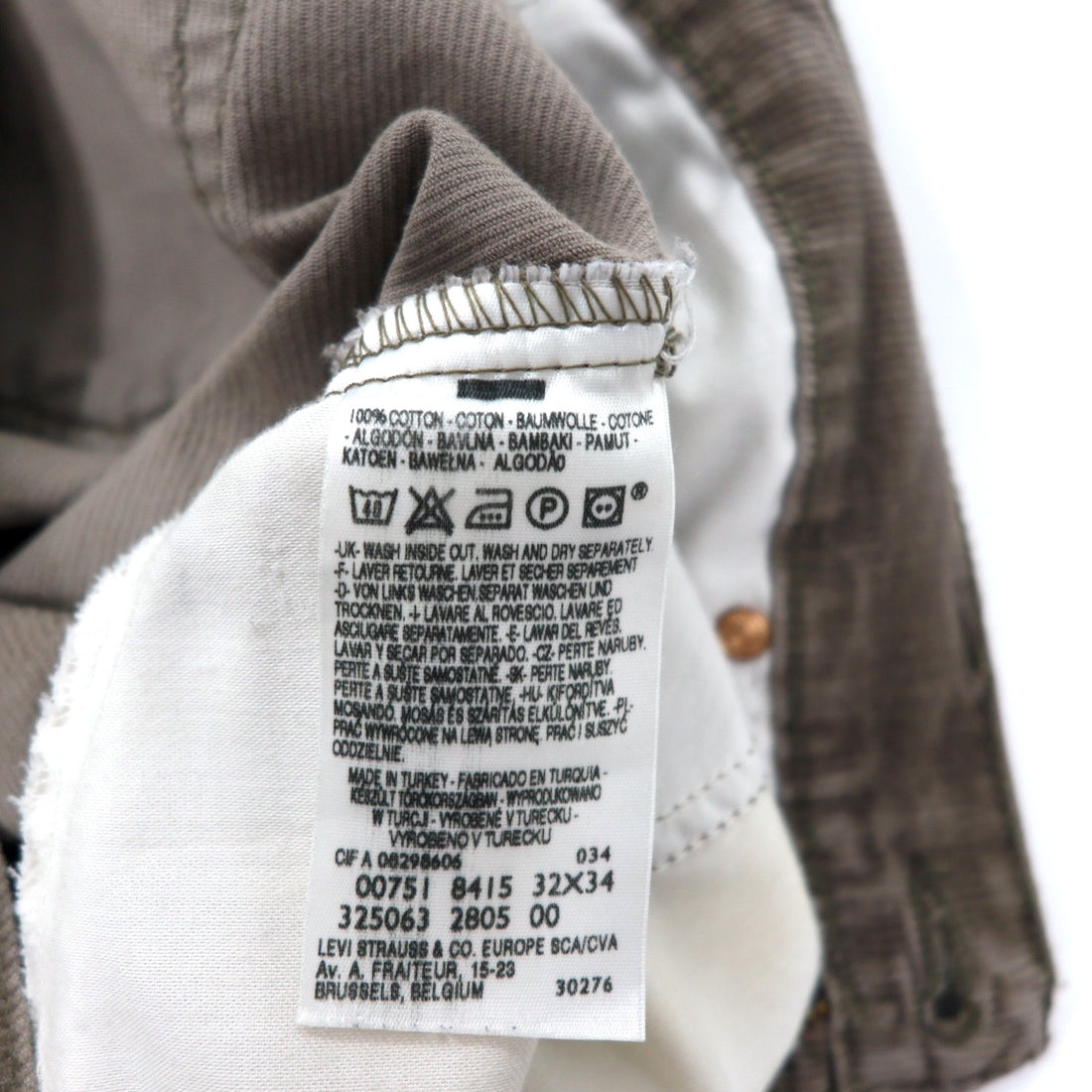 Levi's Euro Levi's 751 Corduroy Pants Size 32 Grey Cotton Zipper Fly 751-8415 Made in Türkiye