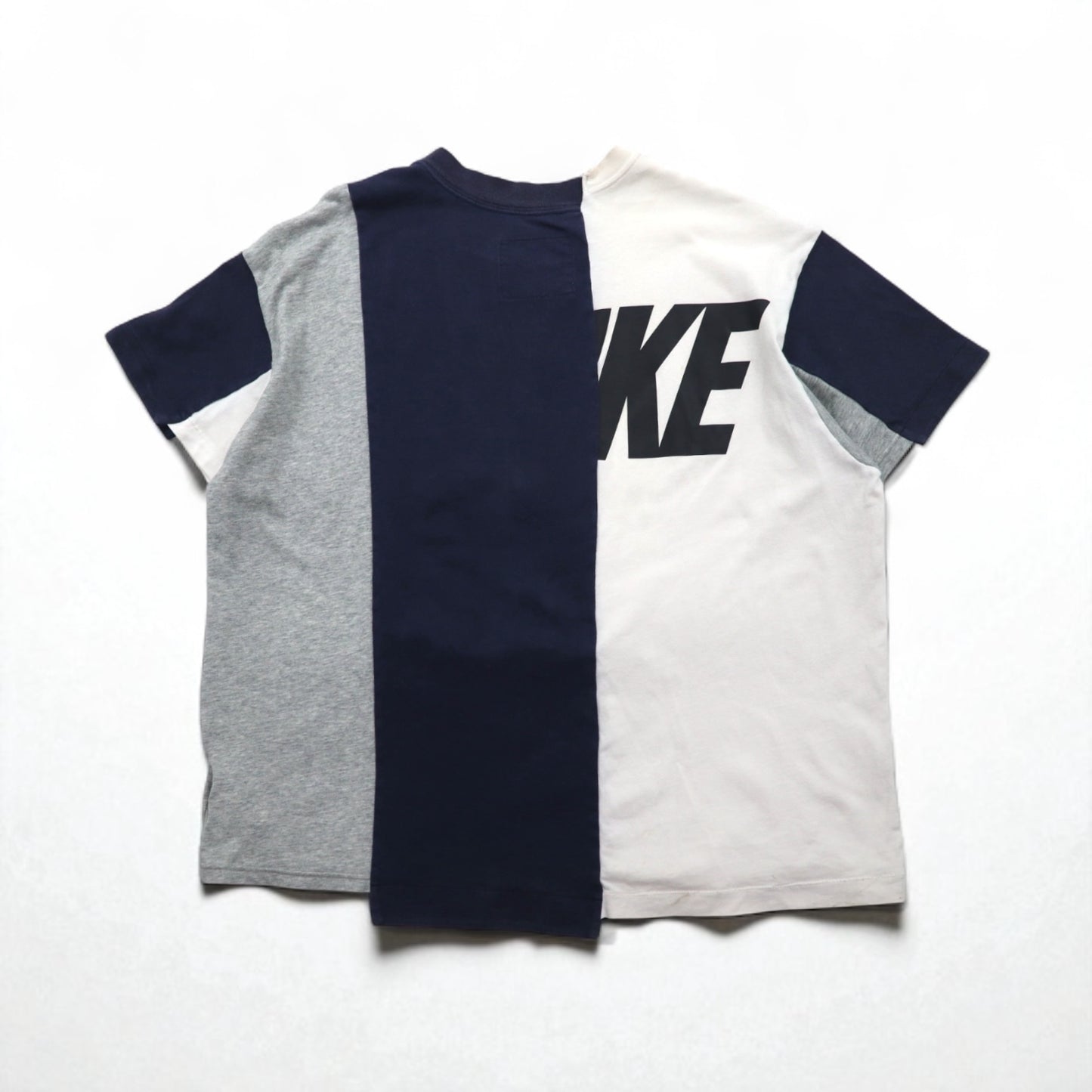 sacai × NIKE 再構築 リメイク Tシャツ L ホワイト ネイビー グレー 風車 ゴツナイキ コットン