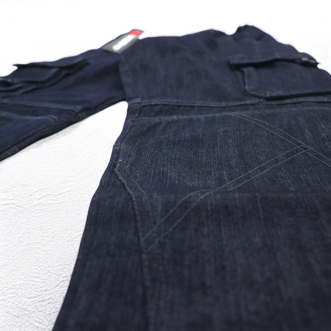 Vintage 2000s Denim Cargo Pants, WURTH MODYF brand, baggy denim cargo pants, size 32, dark indigo, unused.