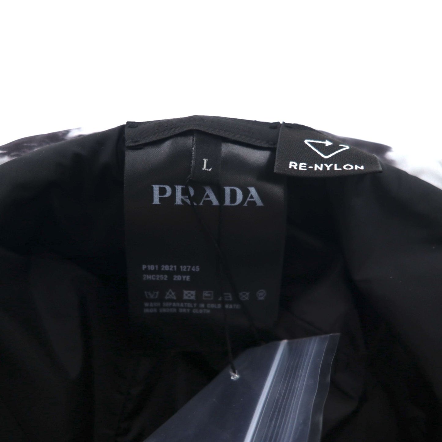 PRADA パデッド リナイロン バケットハット L Padded Re-Nylon Bucket Hat キルティング グレー プリント 2HC252