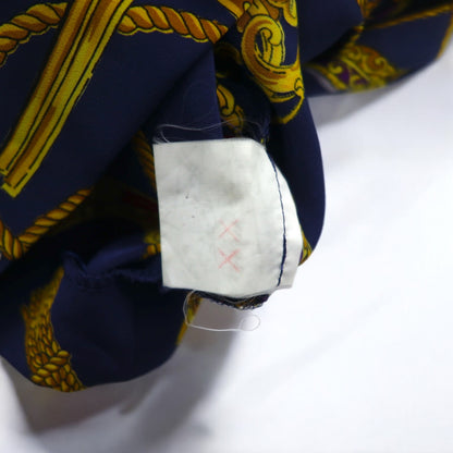 Vintage 90s Retro Blouse Front-tied cropped shirt Retro blouse M Navy Back button Gold button Scarf All-over pattern Ribbon-tied hem