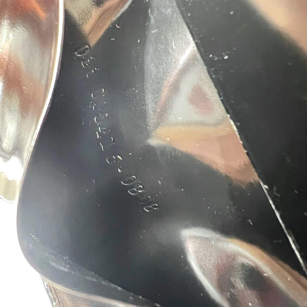 GUCCI 6 key case black enamel leather 033 000416 0808 Made in Italy