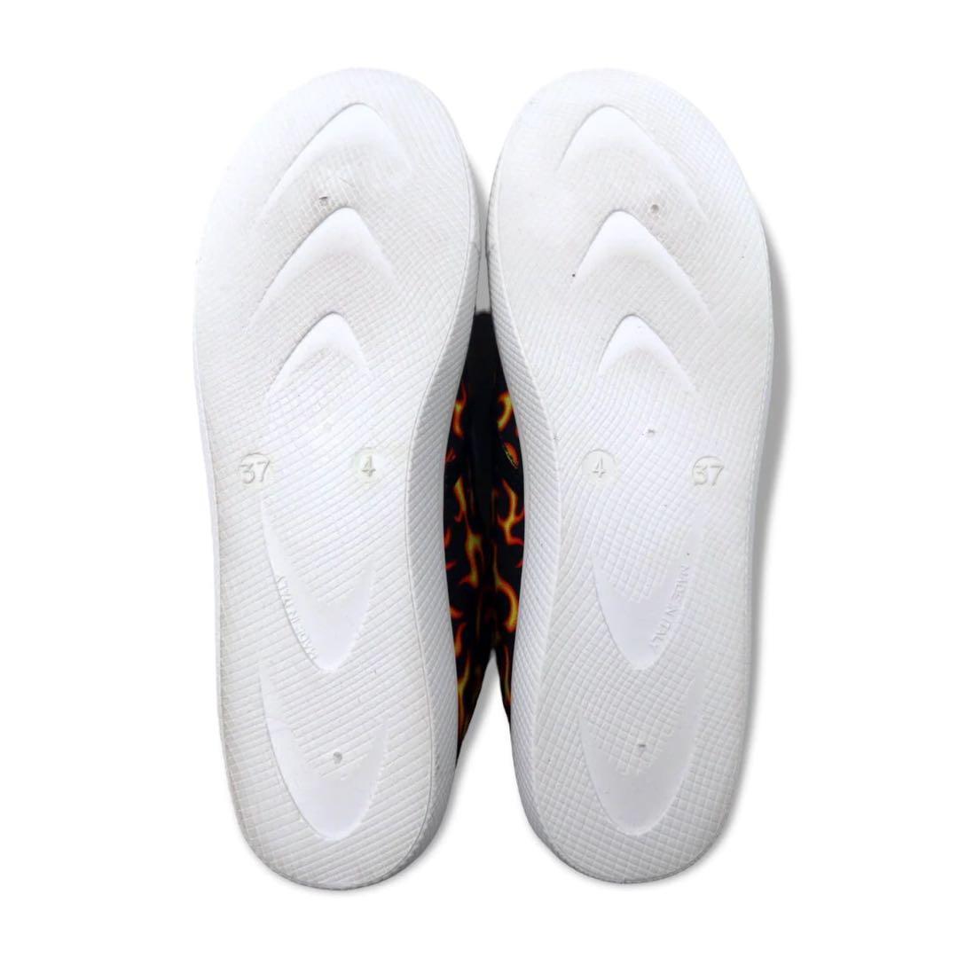 LOVE MOSCHINO イタリア製 ファイヤーパターン スリッポン スニーカー 23.5cm ブラック キャンバス 未使用品