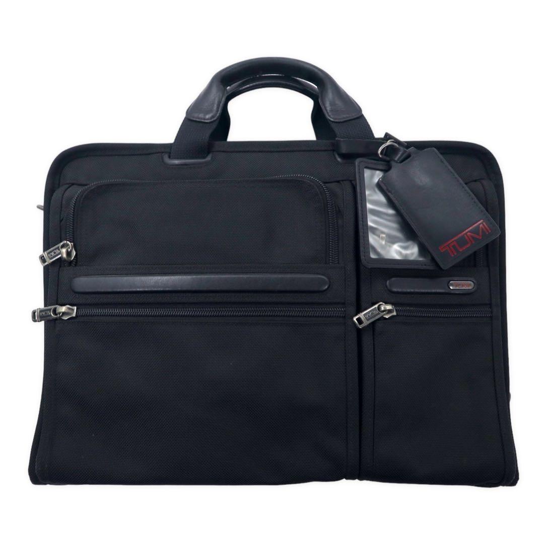 TUMI Compact Large Screen Computer 2-Way Briefcase Business Bag Shoulder Bag Black PC Storage G4.4 Series COMPACT LARGE SCREEN COMPUTER BRIEF 26114 Strap