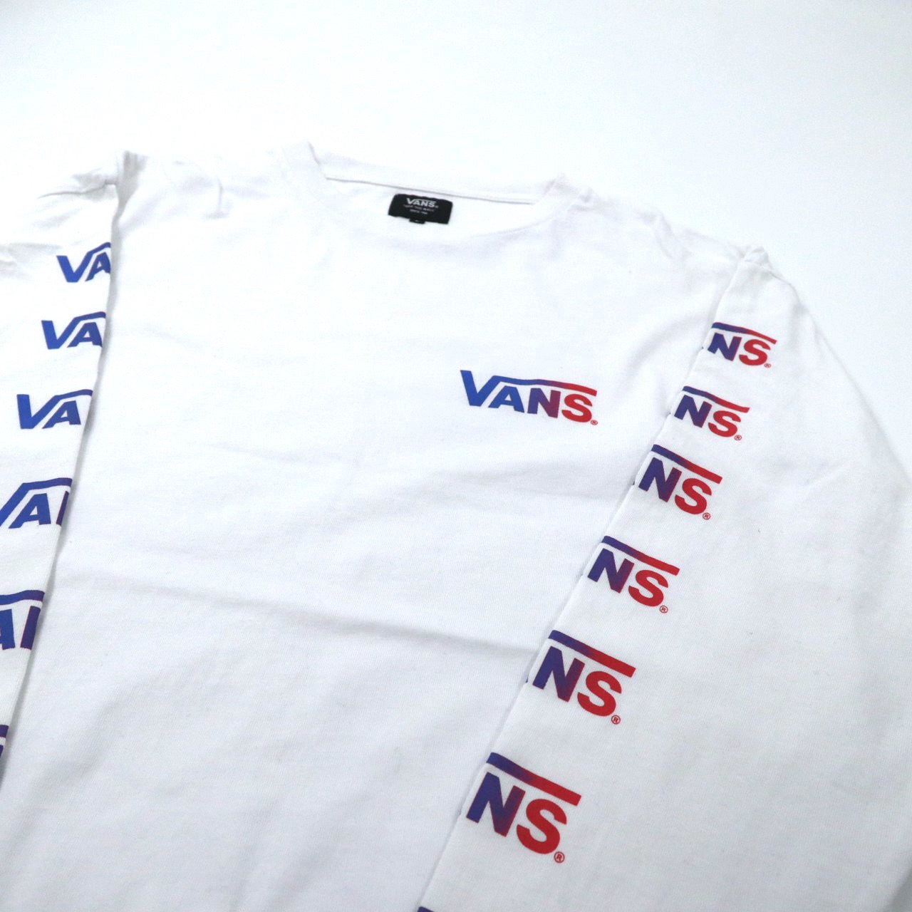 VANS ロングスリーブTシャツ L ホワイト コットン ロゴプリント 袖ロゴ Gradation L/S T-Shirts VA17FW-MT03