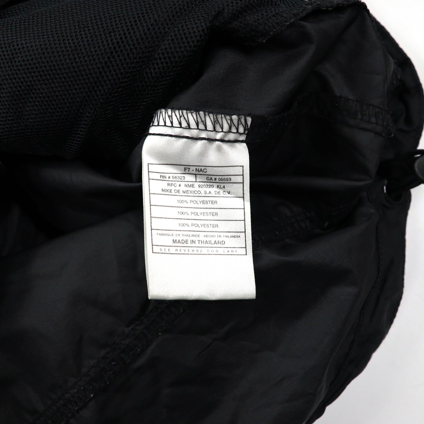 NIKE ビッグサイズ ナイロンジャケット S ブラック フード収納式 スウォッシュロゴ刺繍 パッカブル 銀タグ 90年代