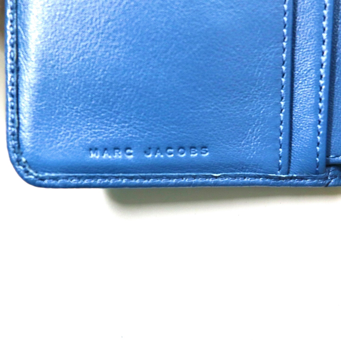 MARC JACOBS 2つ折り財布 ブルー レザー L字ファスナー GOTHAM ゴッサム M0013382