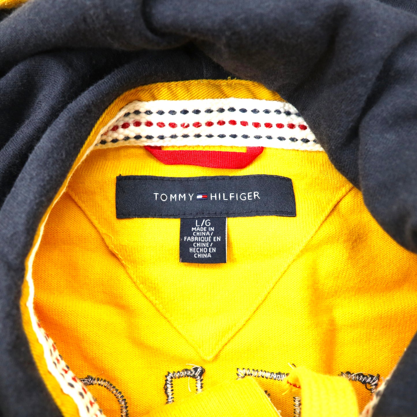 TOMMY HILFIGER プルオーバーパーカー L イエロー ナンバリング ワッペン ラガーシャツ