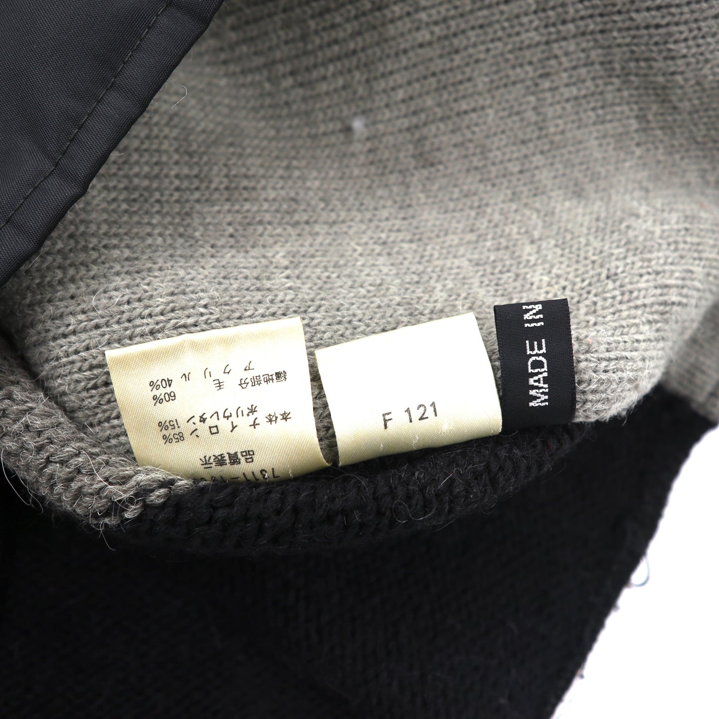 CASTELBAJAC SPORT Knit Switch Nylon Vest 2 Black Character Embroidery 90s  Italian MADE