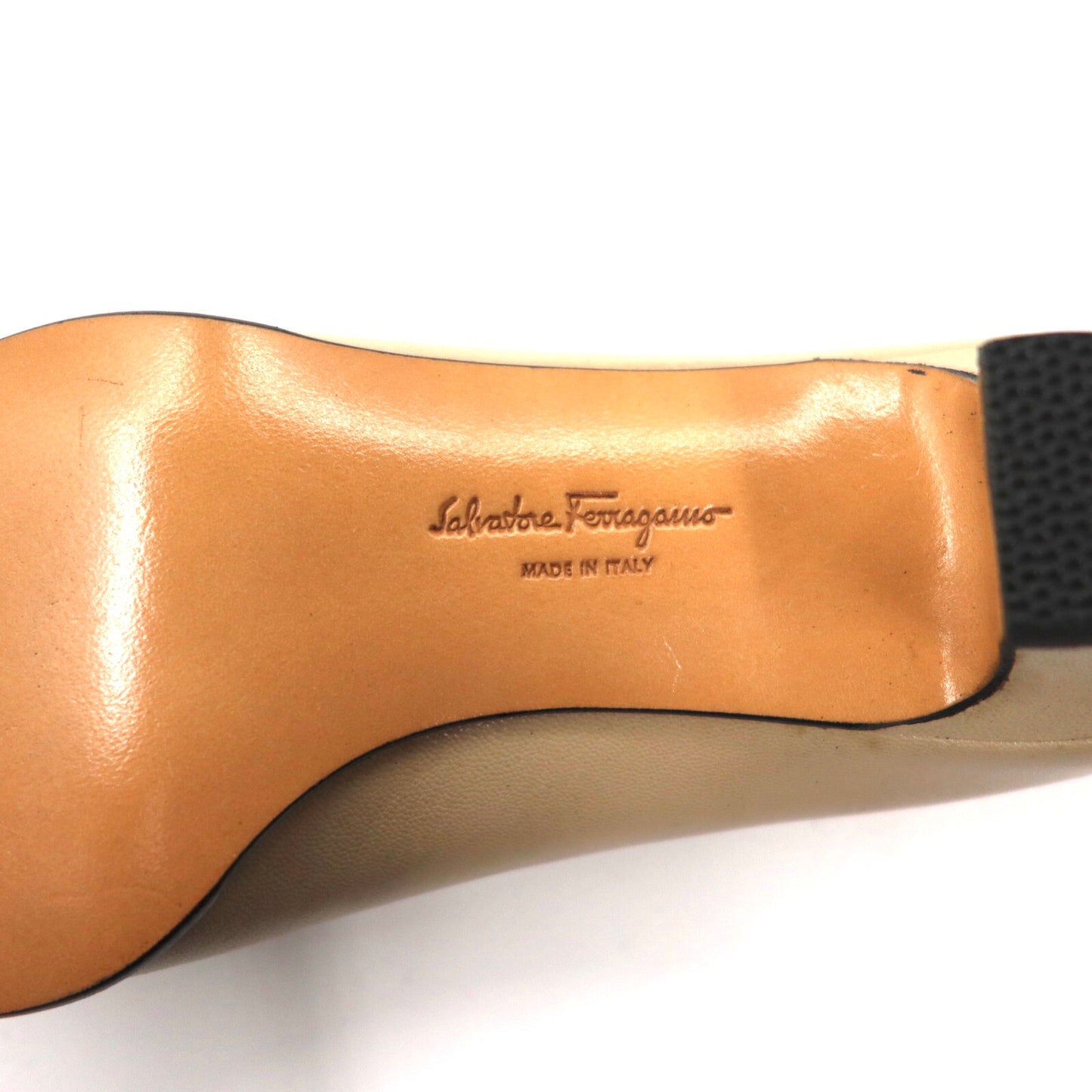 SALVATORE FERRAGAMO パンプス 22cm ベージュ レザー イタリア製