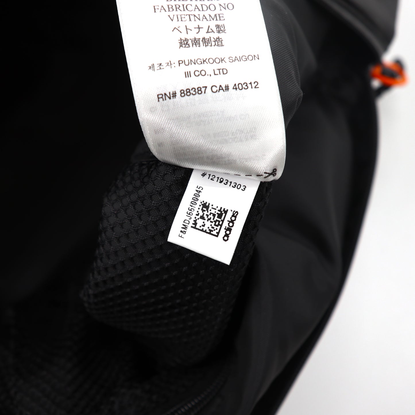 adidas × UNDEFEATED Gym Duffle Bag ブラック DY5867 止水ジップ 未使用品